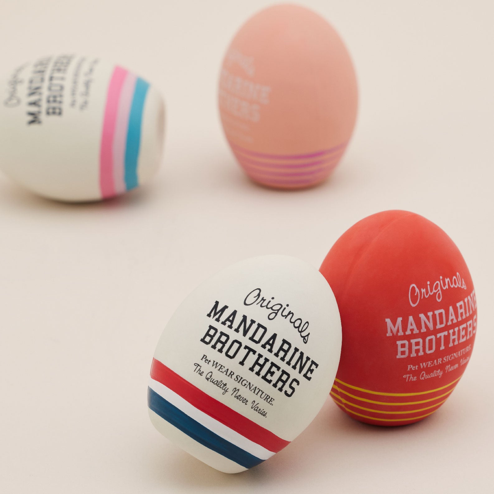 Mandarine Brothers Latex Egg Toy | ลูกบอลยาง สำหรับสัตว์เลี้ยง