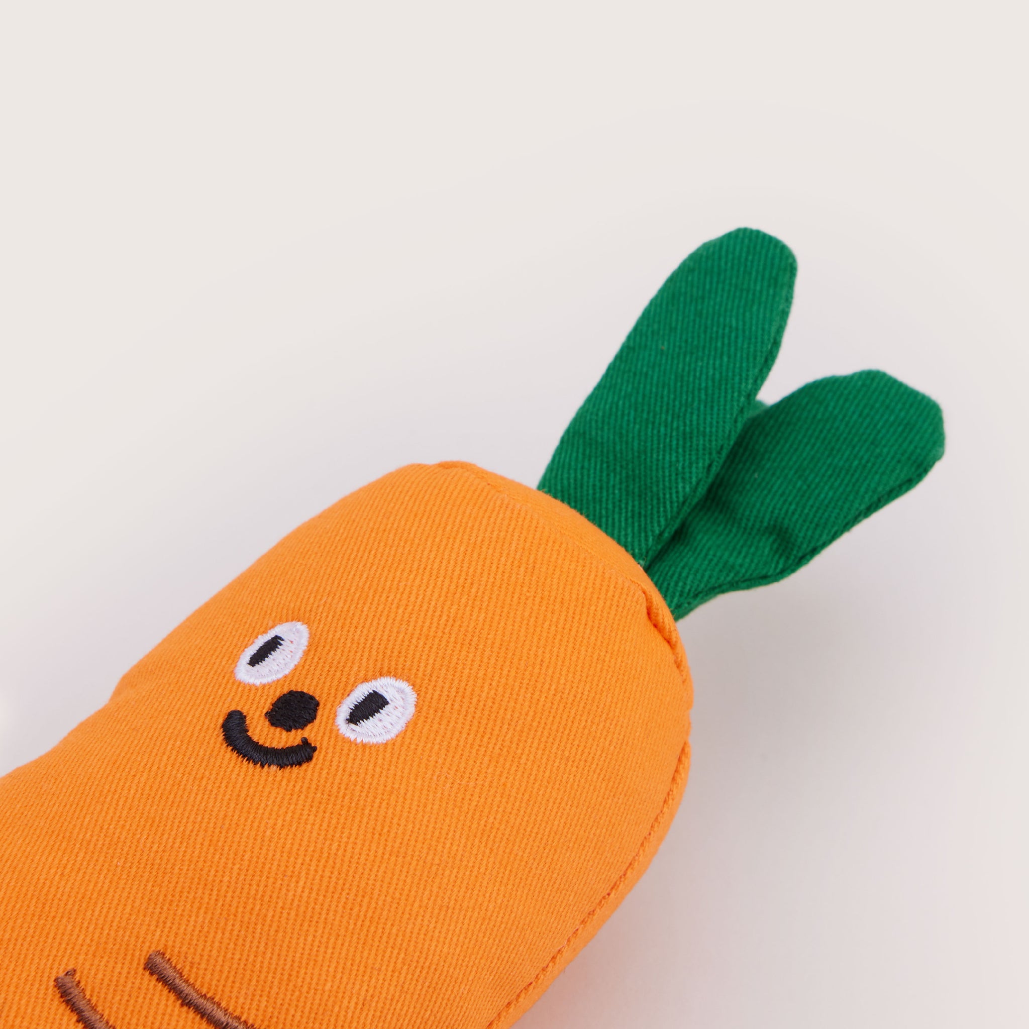 BITE ME Jeju Carrot Cat Toy | ของเล่นแมว ตุ๊กตาแคทนิป