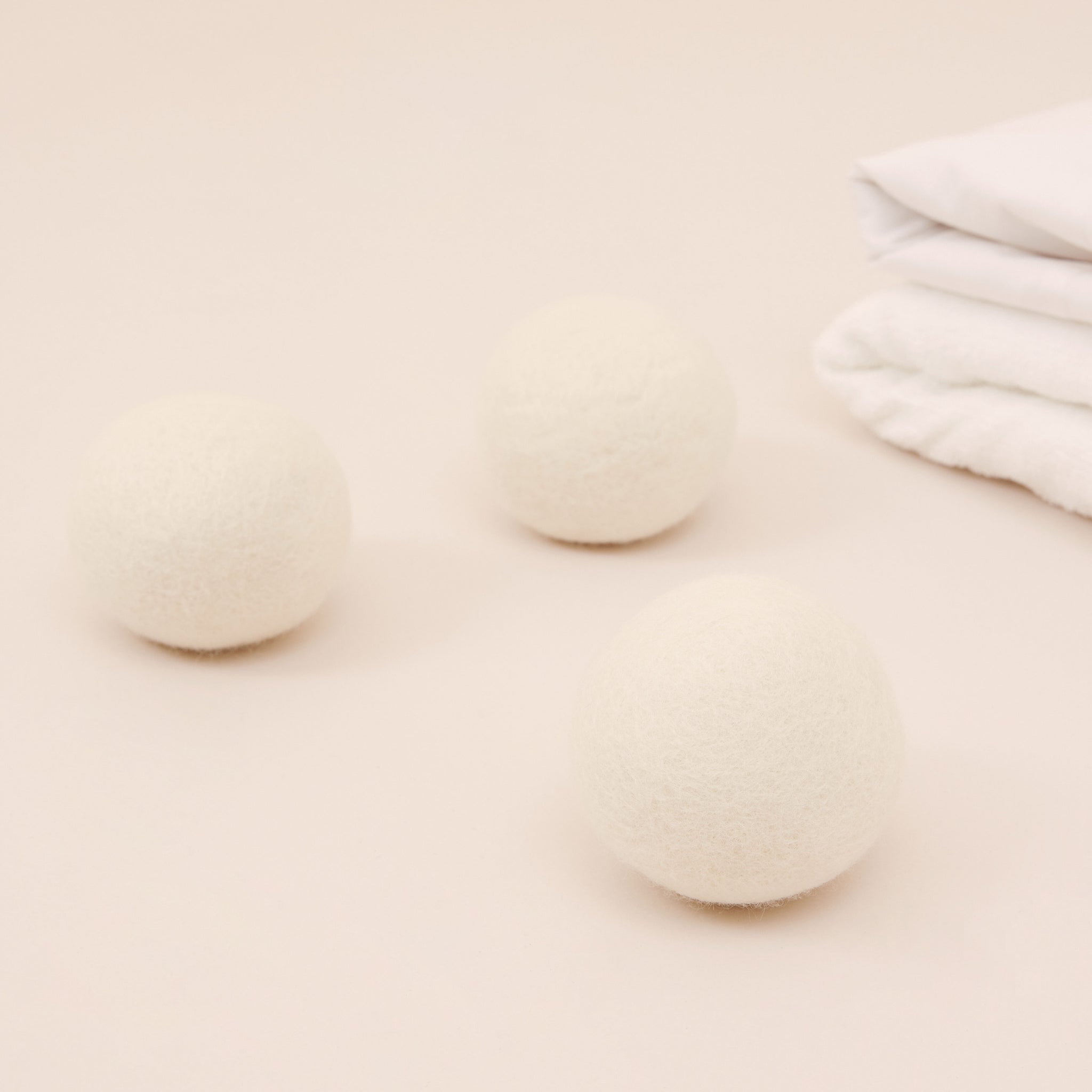 Superbee Wool Dryer Balls | ลูกบอลอบผ้า