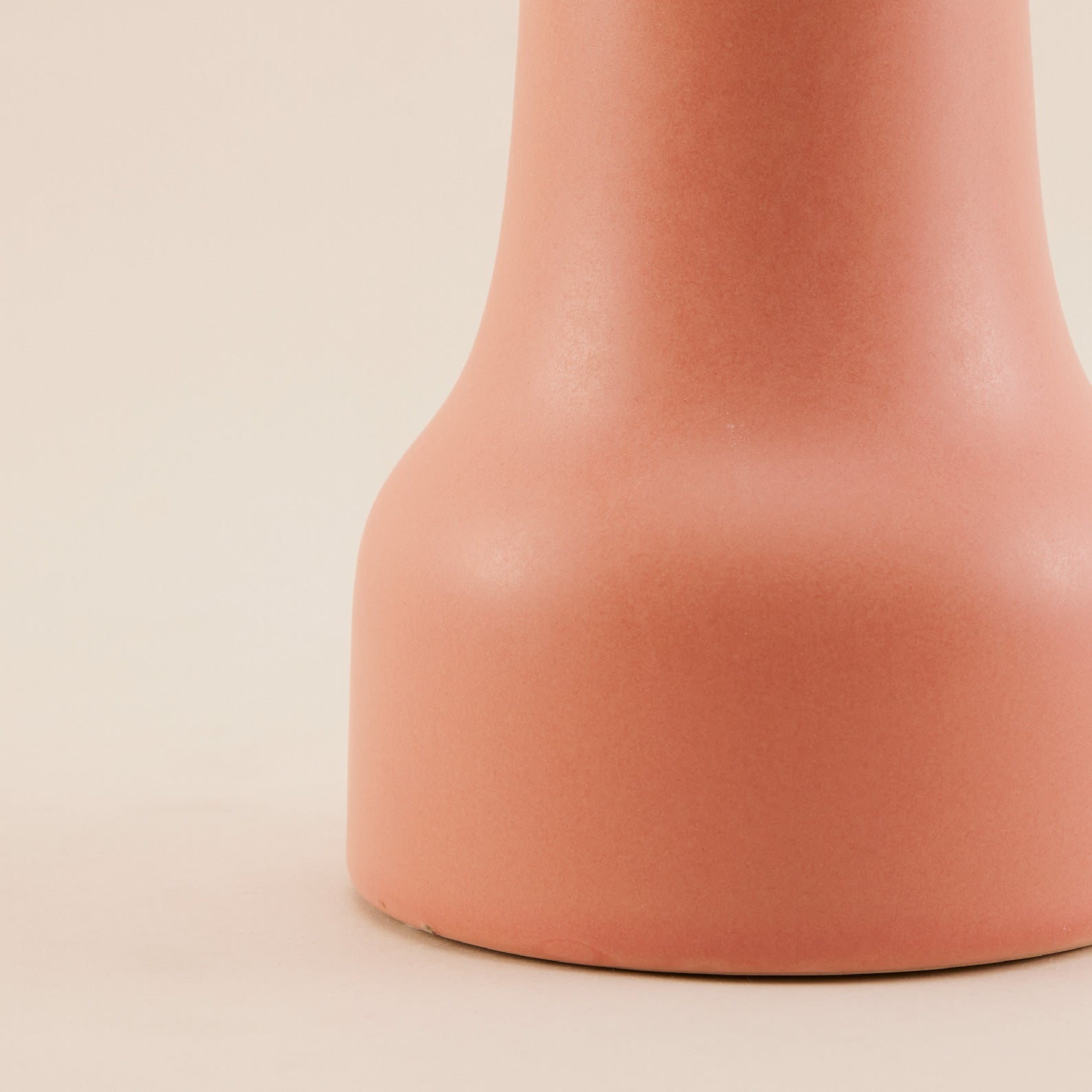 Pink Porcelain Vase | แจกัน เซรามิก