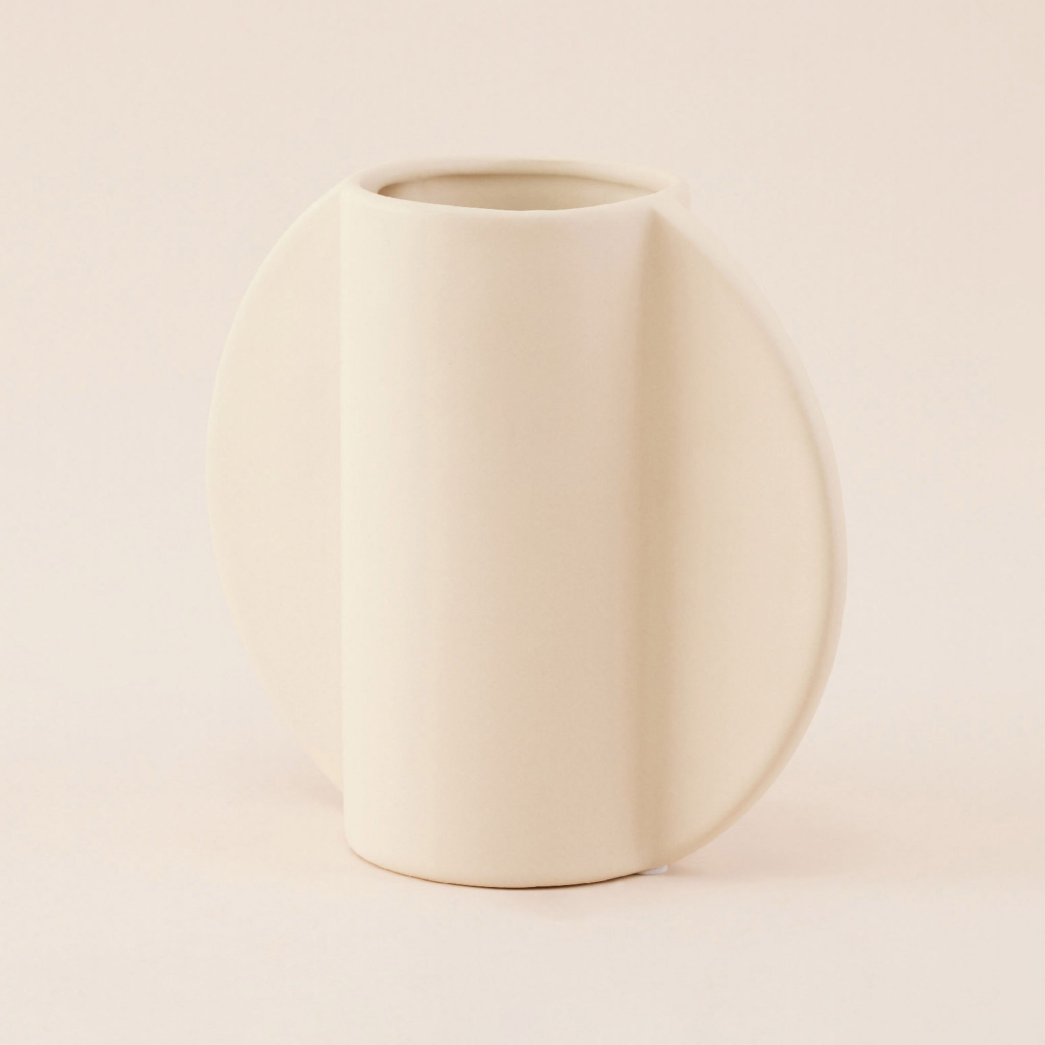 Circle-and-Tube Ceramic Vase | แจกัน