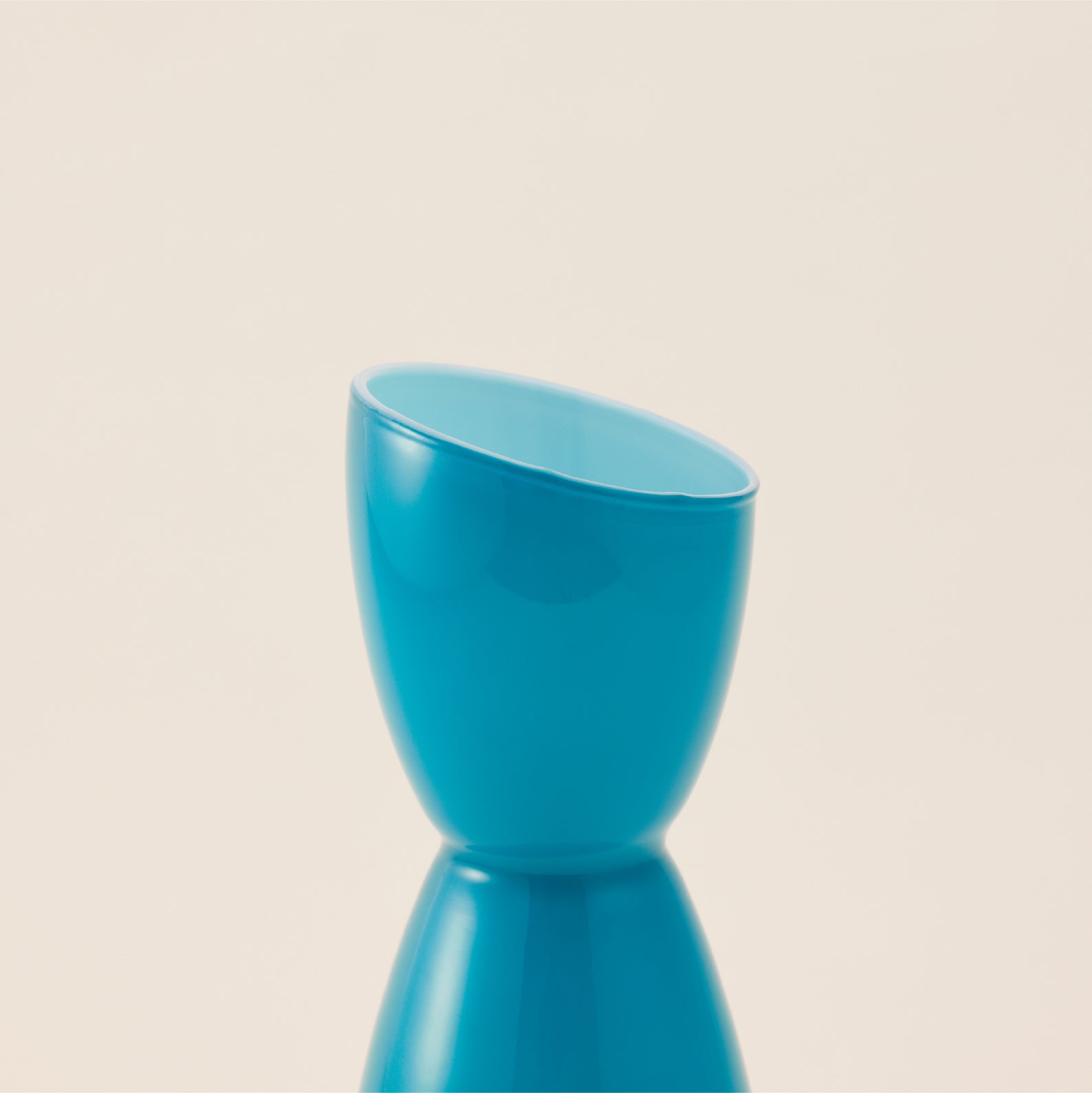Eastern Glass Blue Flower Vase | แจกันแก้ว