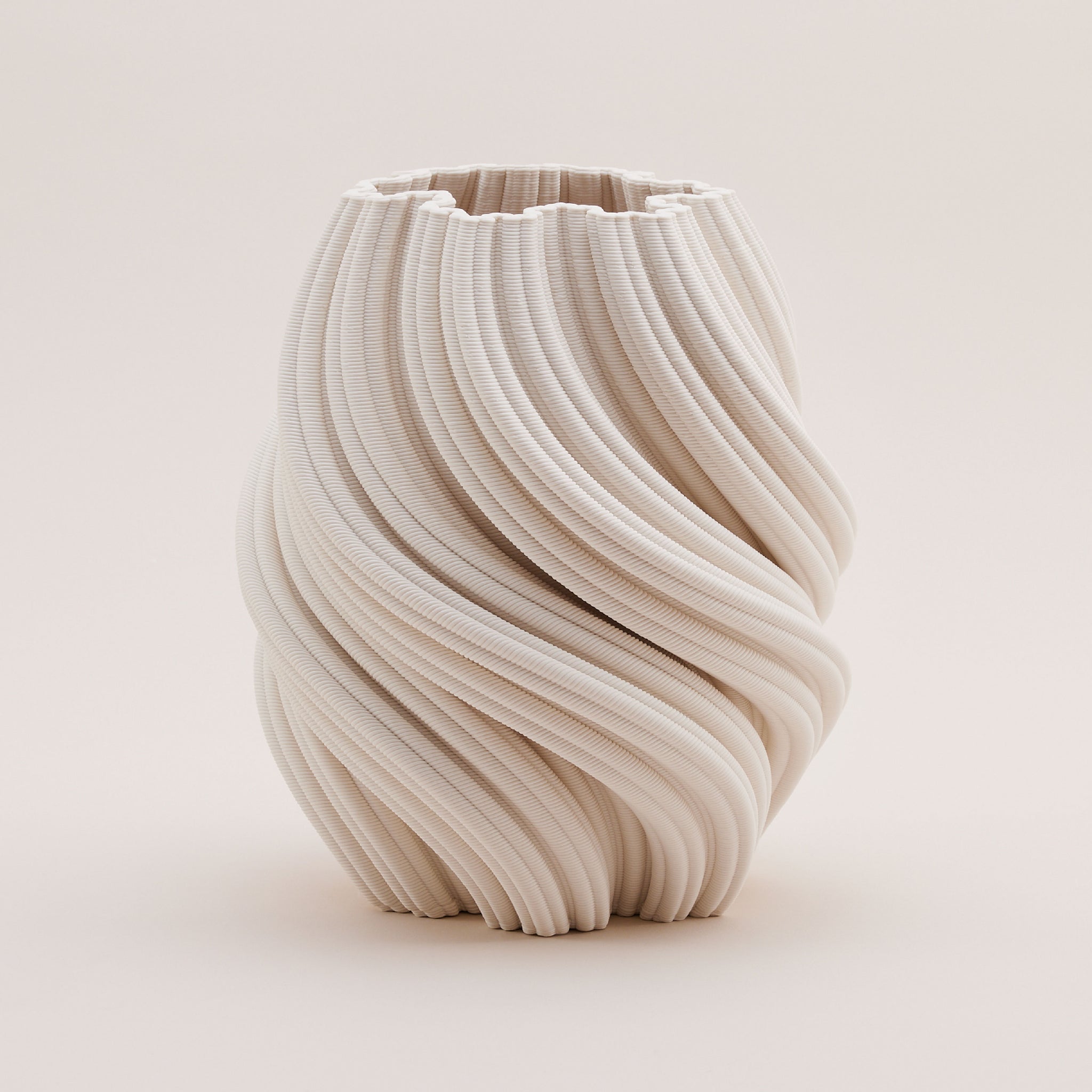 Spiral Ceramic Vase | แจกันเซรามิก