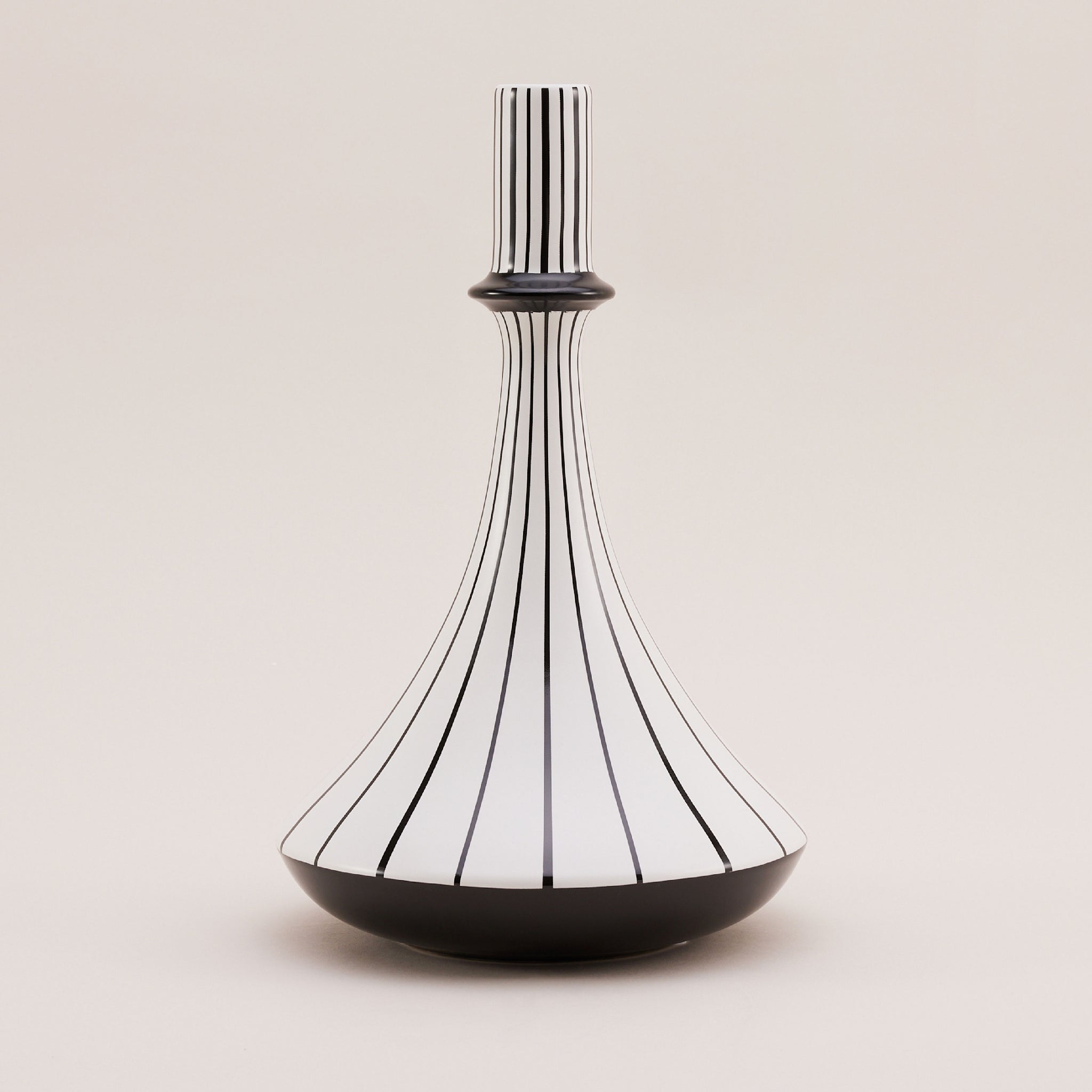 Line Ceramic Vase | แจกันเซรามิก