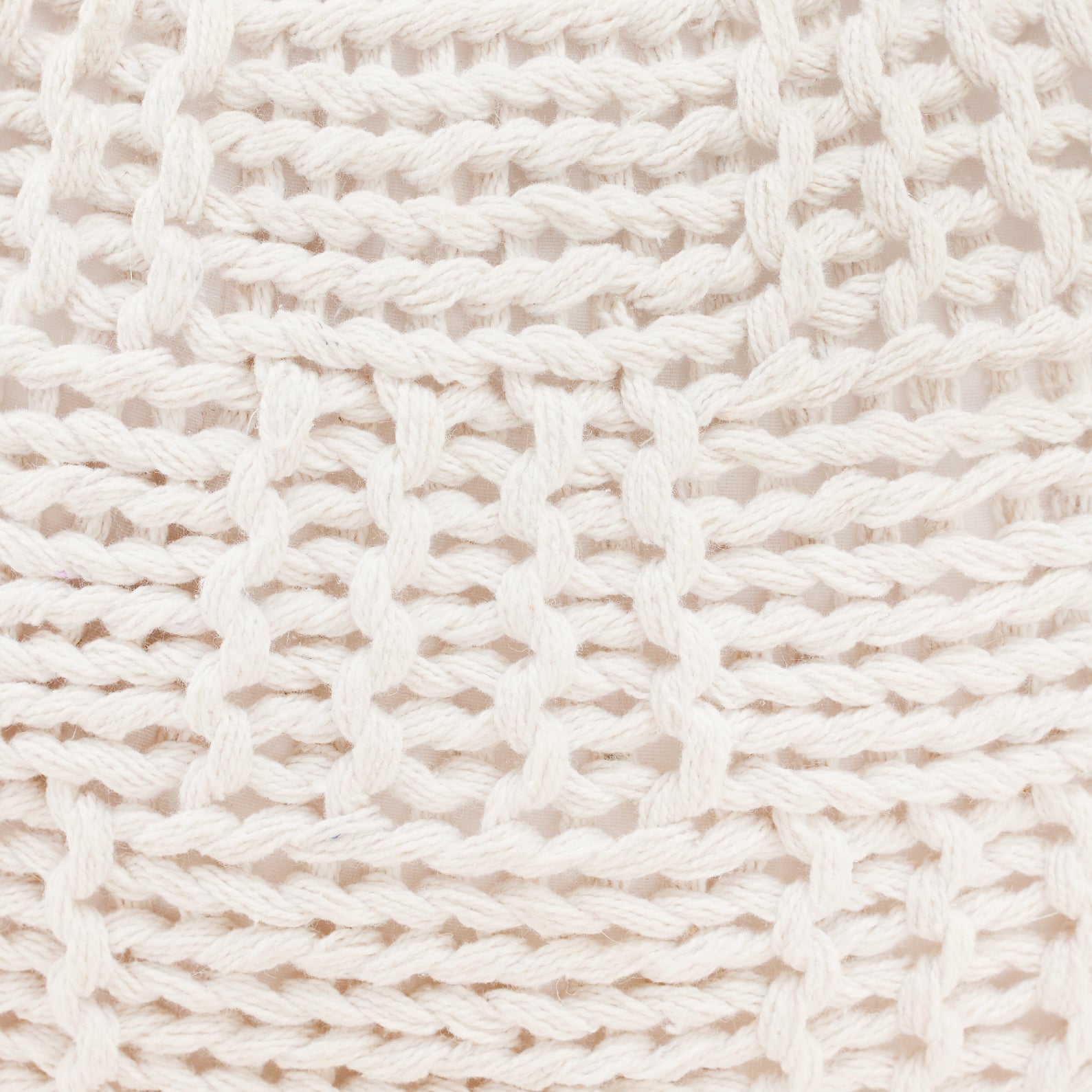 White Hand-Knitted Pouf | เก้าอี้สตูล ทอมือ