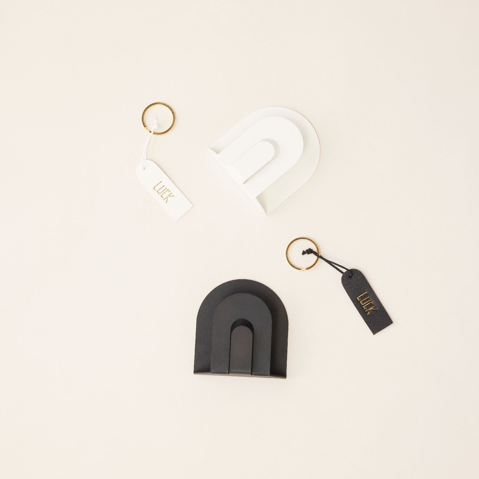 Moreover Design Key Ring & Envelope Holder | ที่แขวนของ