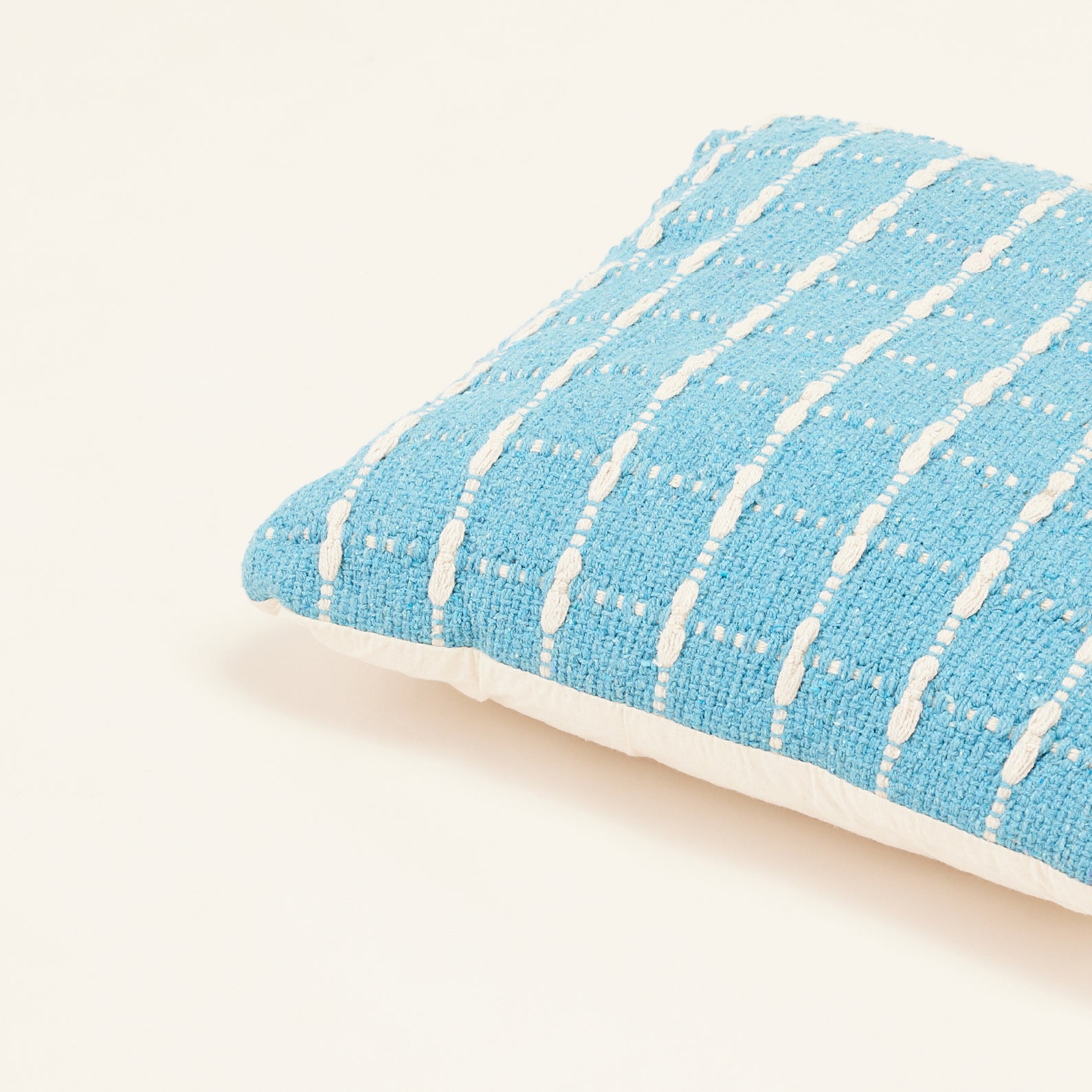Blue Hand-Woven Cotton Cushion | หมอนอิงพร้อมปลอก