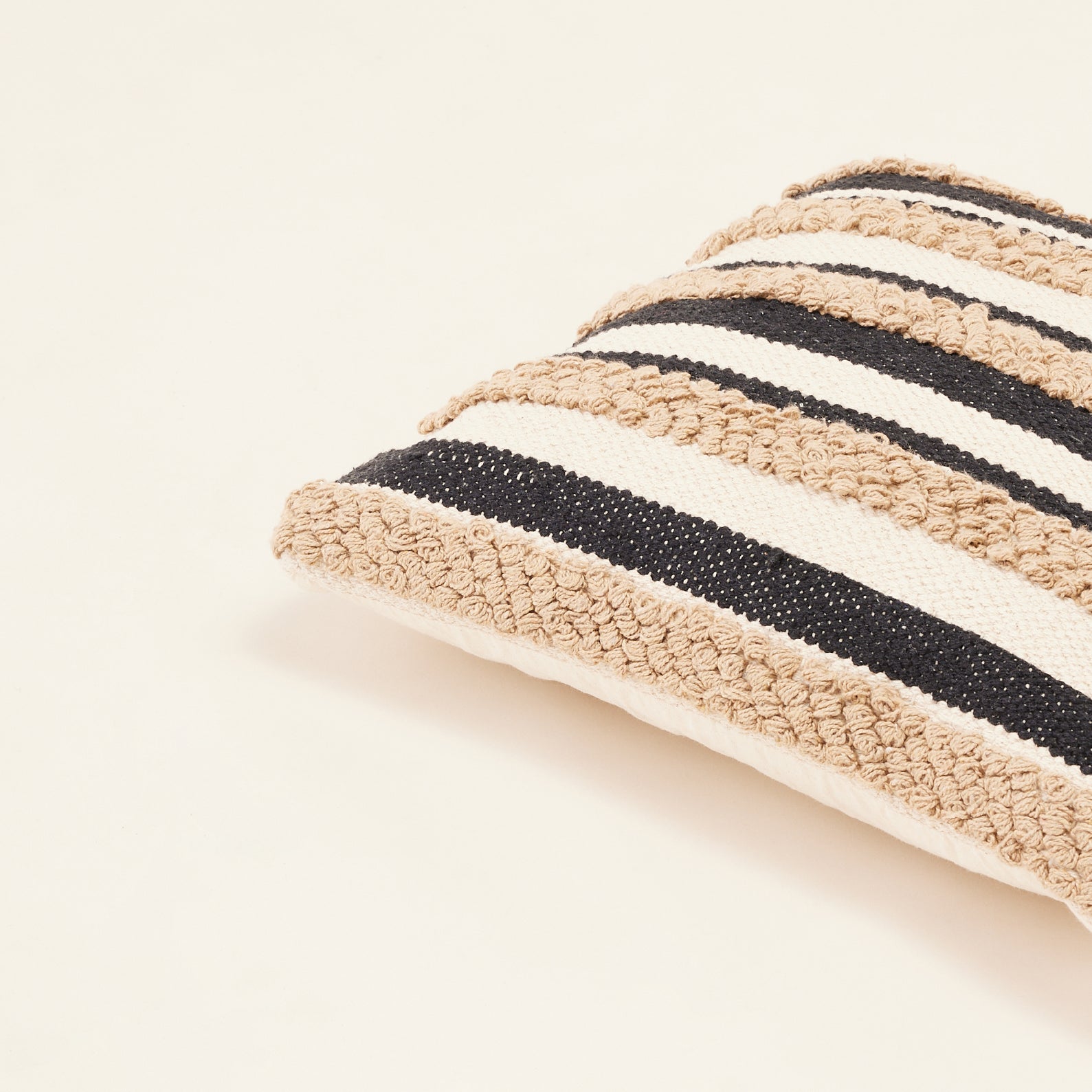 Beige Stripes Hand-Woven Cushion | หมอนอิงพร้อมปลอก