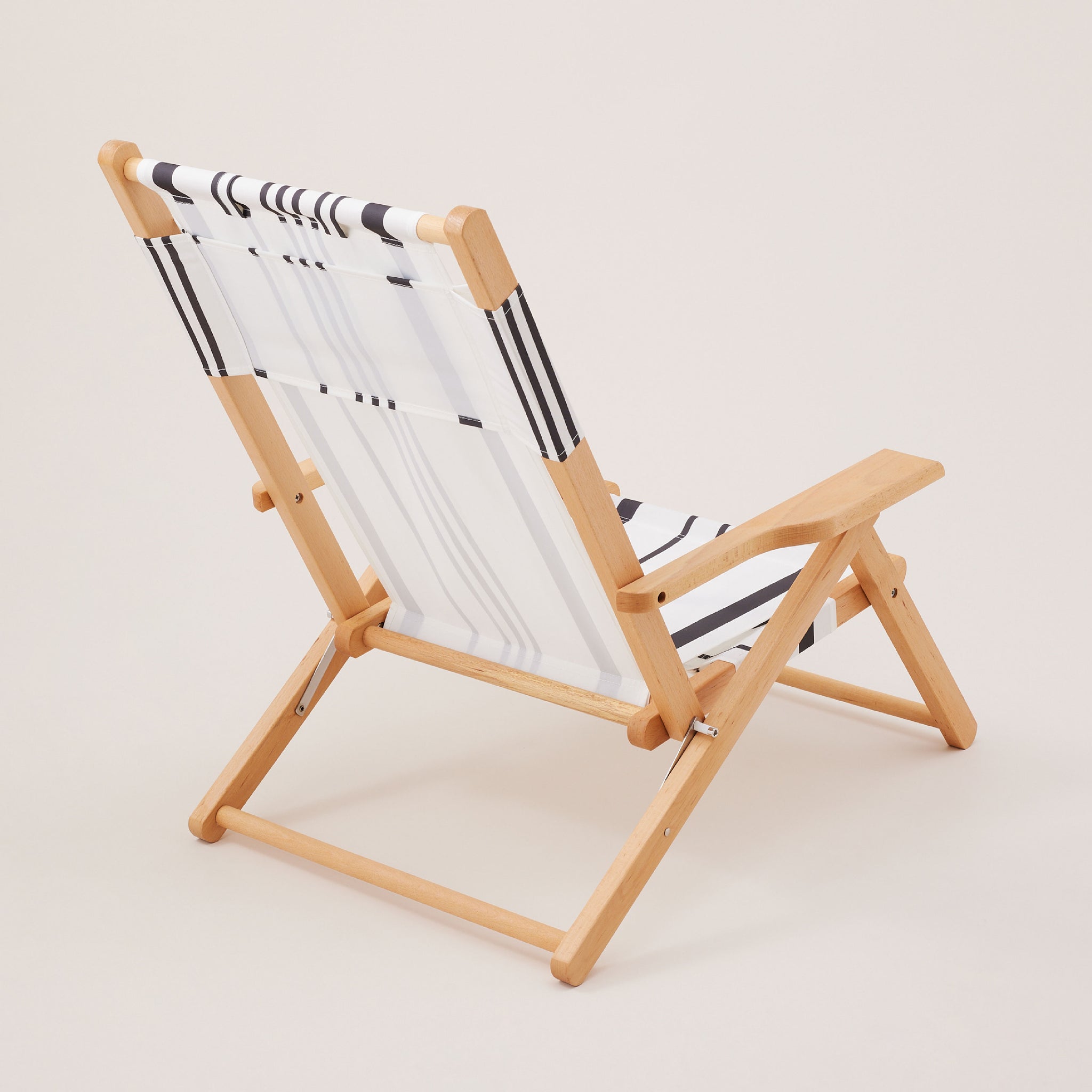 White Beach Chair | เก้าอี้ชายหาด