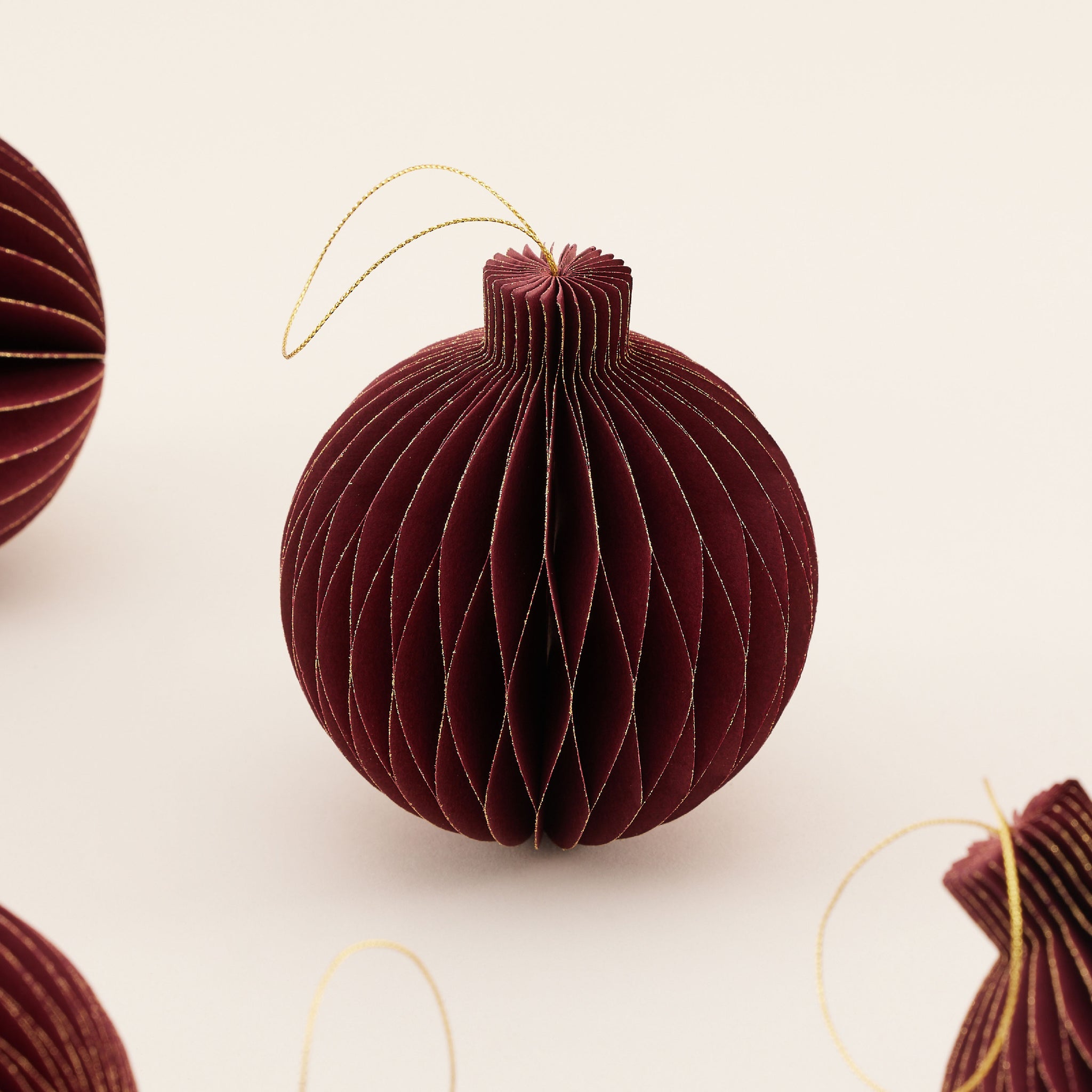Honeycomb Ball Ornament Set | ของตกแต่ง ต้นคริสต์มาส